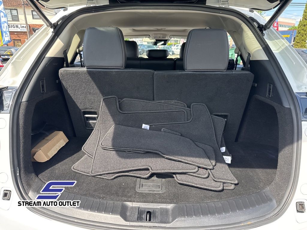 2023 Mazda CX-9 Touring photo 31