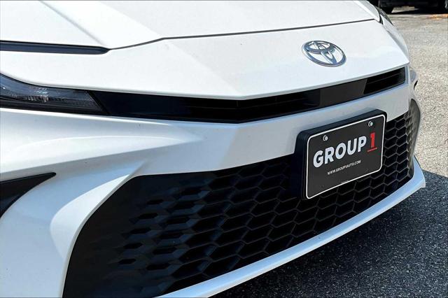 2025 Toyota Camry SE photo 27