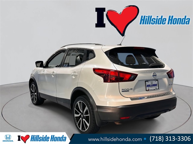 Used 2017 Nissan Rogue Sport SL with VIN JN1BJ1CR2HW107696 for sale in Jamaica, NY