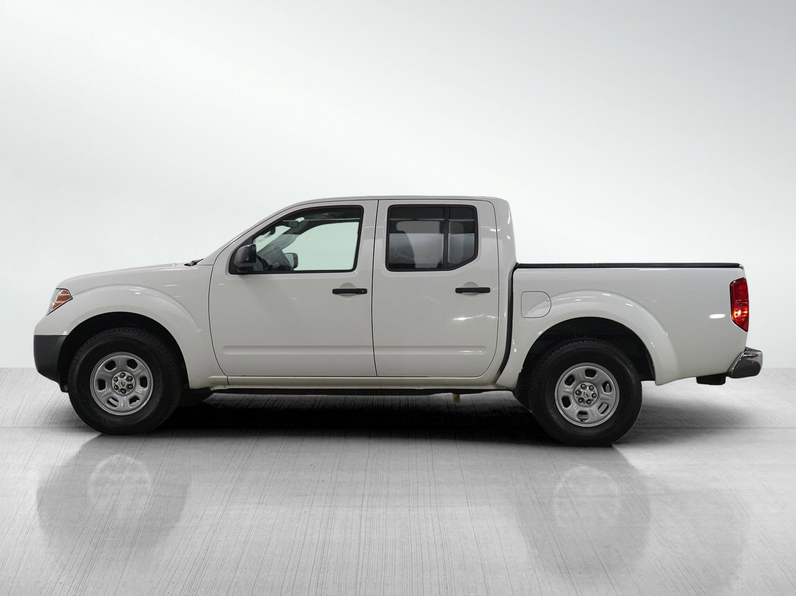Used 2014 Nissan Frontier S with VIN 1N6AD0EV3EN724253 for sale in Wayzata, Minnesota