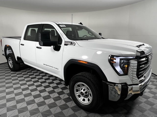 2026 GMC Sierra 2500HD Pro's photo