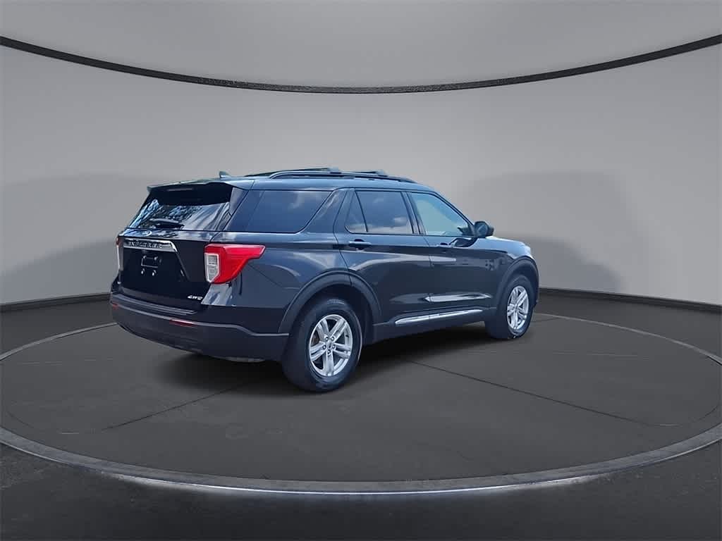 2022 Ford Explorer XLT photo 8