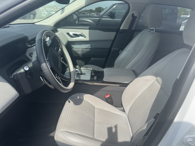 2024 Land Rover Range Rover Velar S photo 2