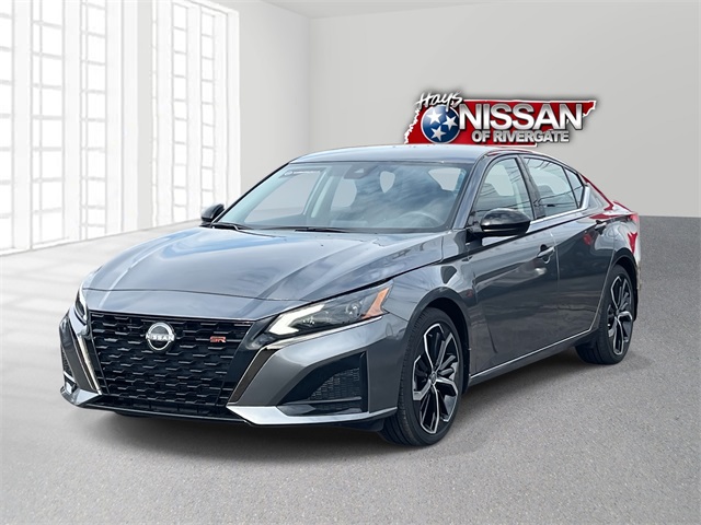 2024 Nissan Altima 2.5 SR photo 3