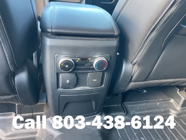 2023 Ford Explorer XLT photo 9