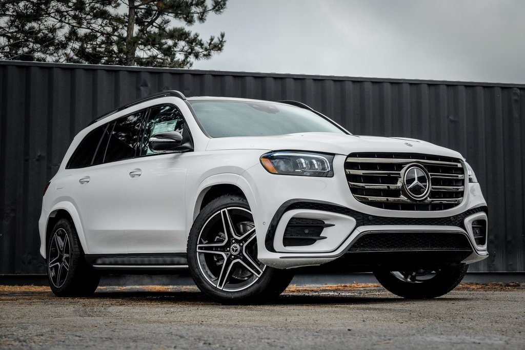 2026 Mercedes-Benz GLS Base's photo