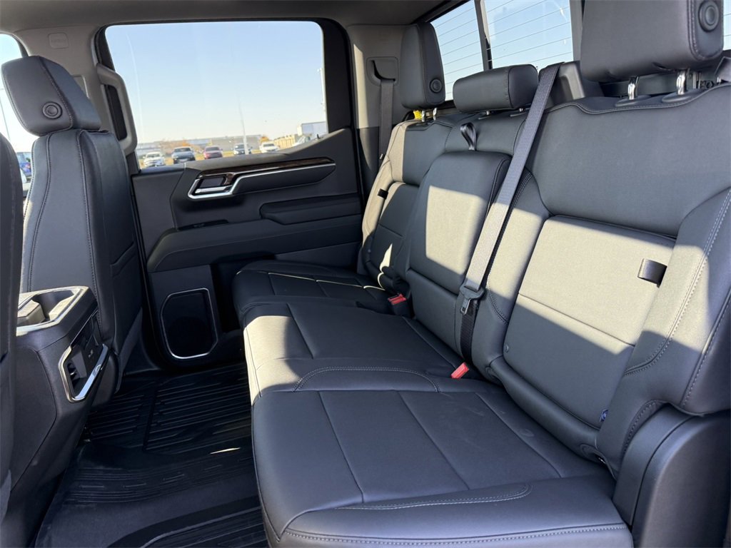 2026 GMC SIERRA - Image 32
