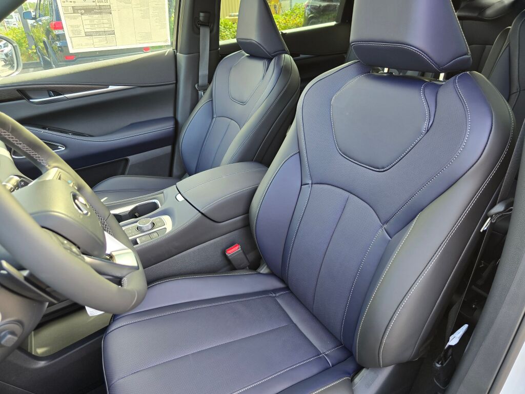 2026 Infiniti QX60 AWD photo 24