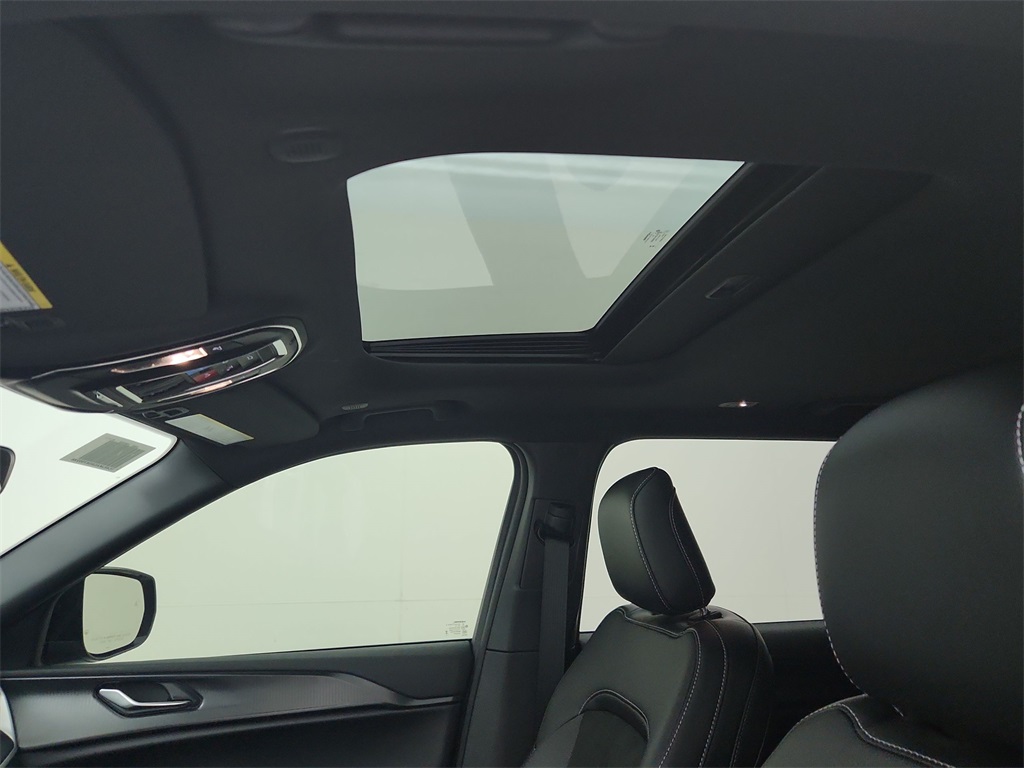 2025 Jeep Grand Cherokee Laredo Altitude X photo 28
