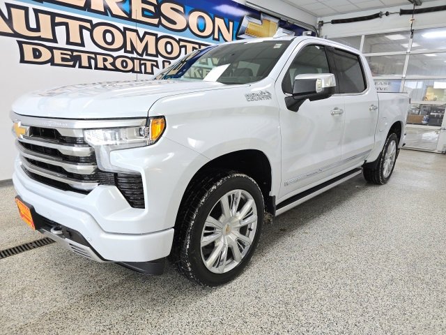 2026 Chevrolet Silverado 1500 High Country's photo