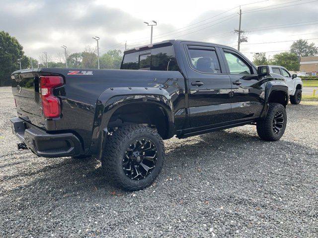 2025 Chevrolet Silverado 1500 RST photo 8