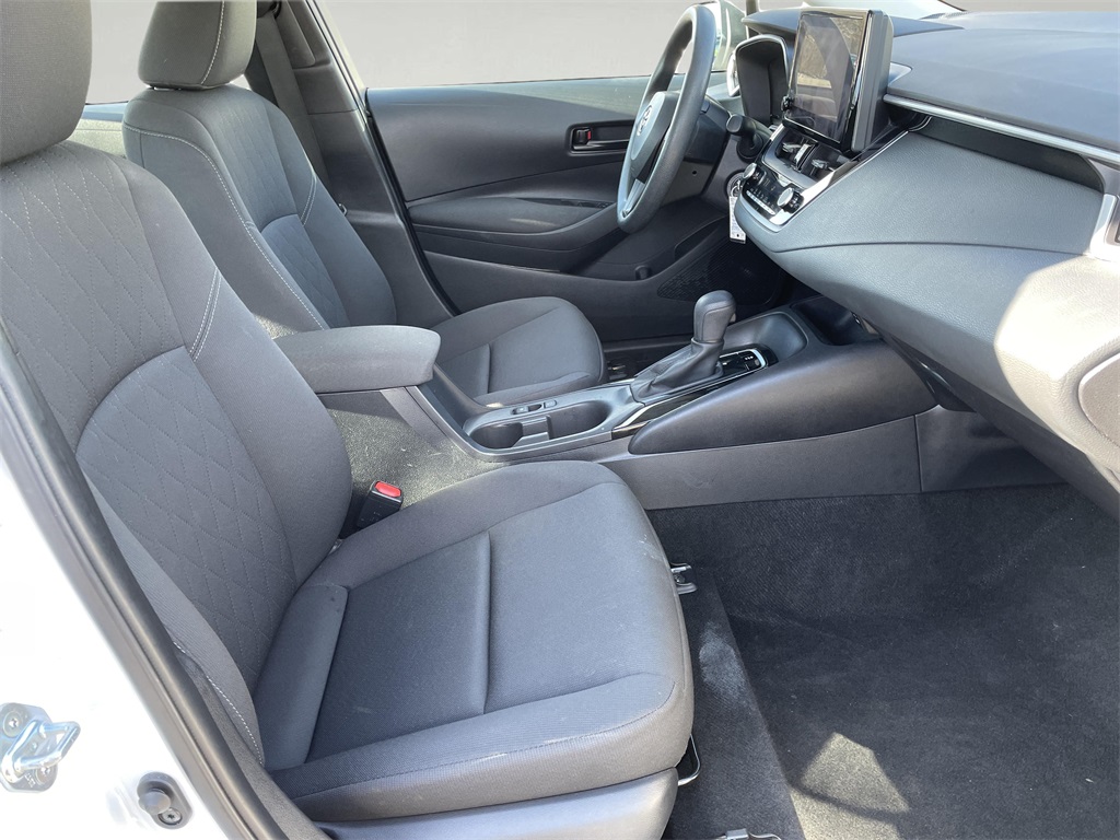 2023 Toyota Corolla LE photo 16