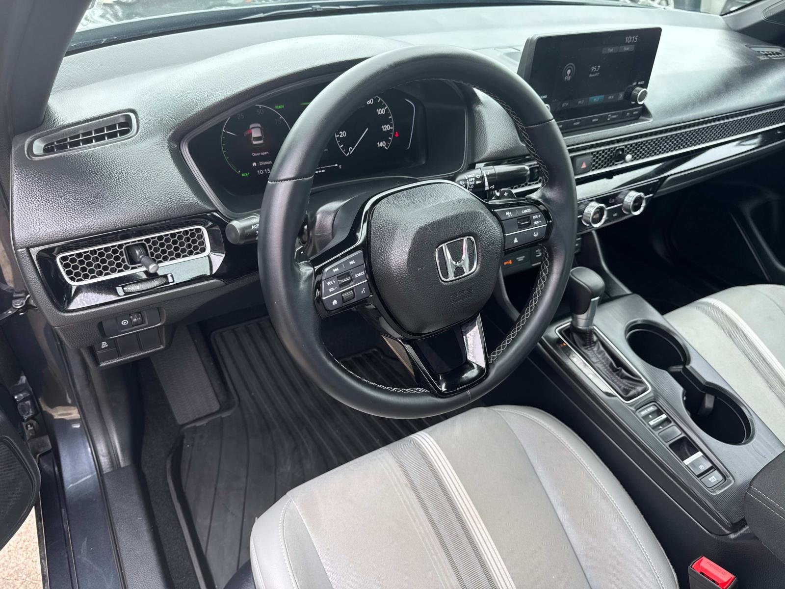 2025 Honda Civic Sport Hybrid photo 16