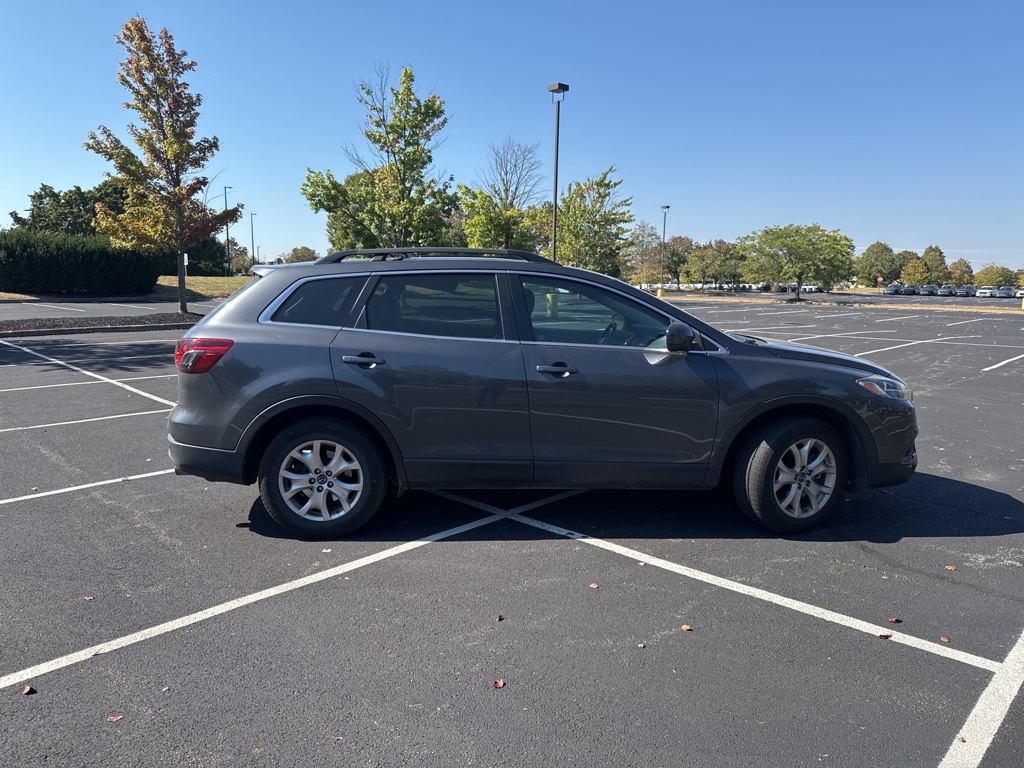 2015 Mazda CX-9 Touring photo 12