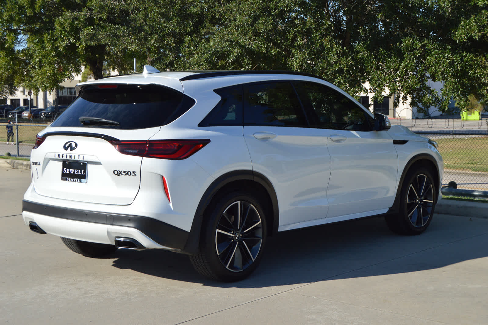 2024 Infiniti QX50 SPORT photo 5