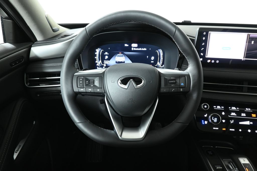 2026 Infiniti QX60 Luxe AWD photo 11