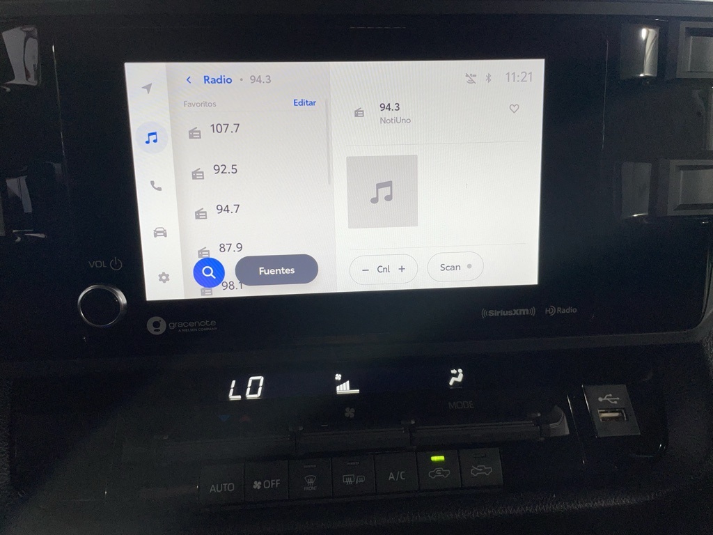 2025 Toyota Tundra SR photo 32