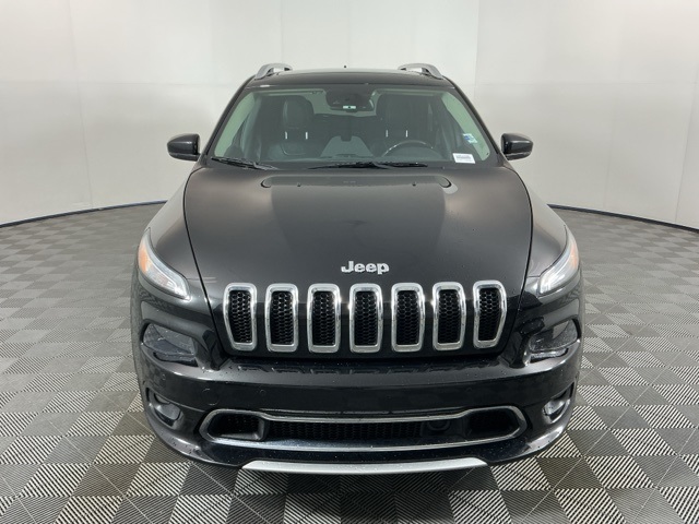2017 Jeep Cherokee Overland photo 2