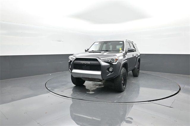 2022 Toyota 4Runner TRD Off-Road Premium photo 2
