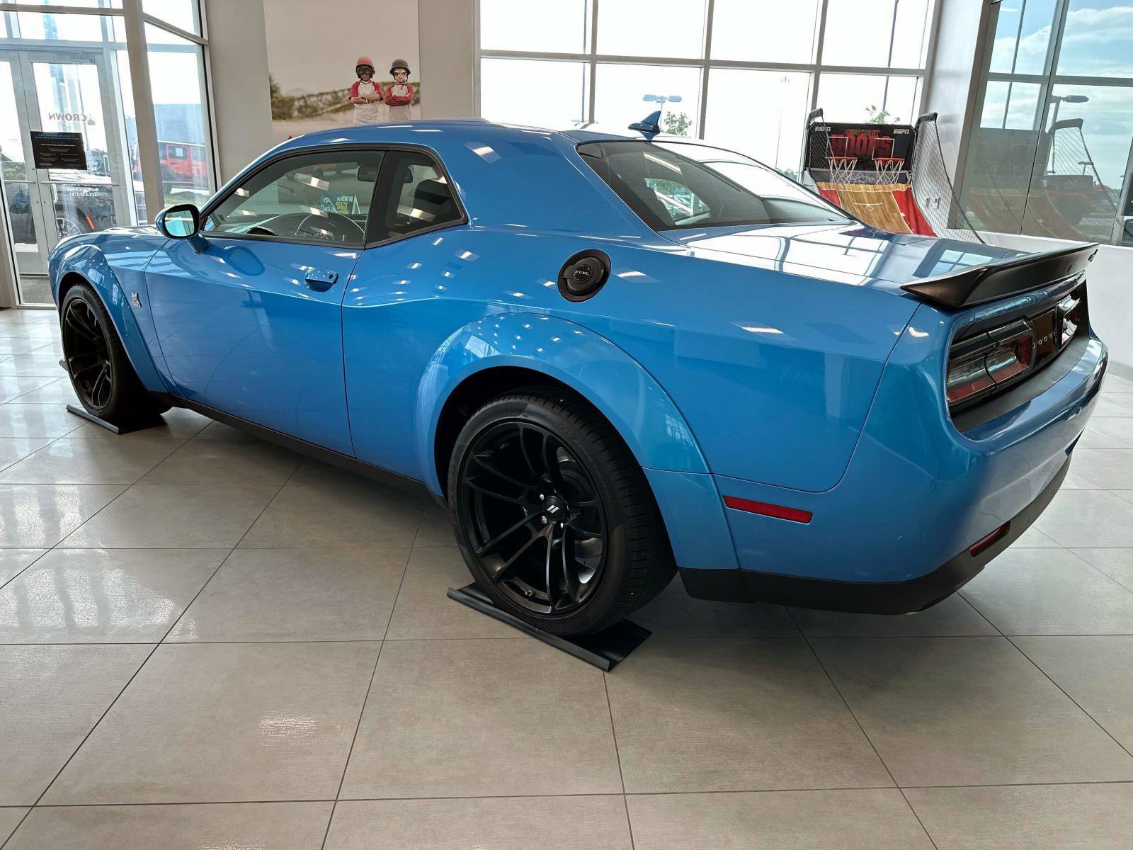 2023 Dodge Challenger R/T Scat Pack Widebody photo 6