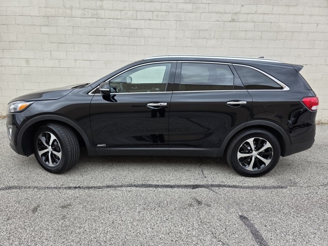 Used 2018 Kia Sorento EX with VIN 5XYPHDA17JG360237 for sale in Brook Park, OH
