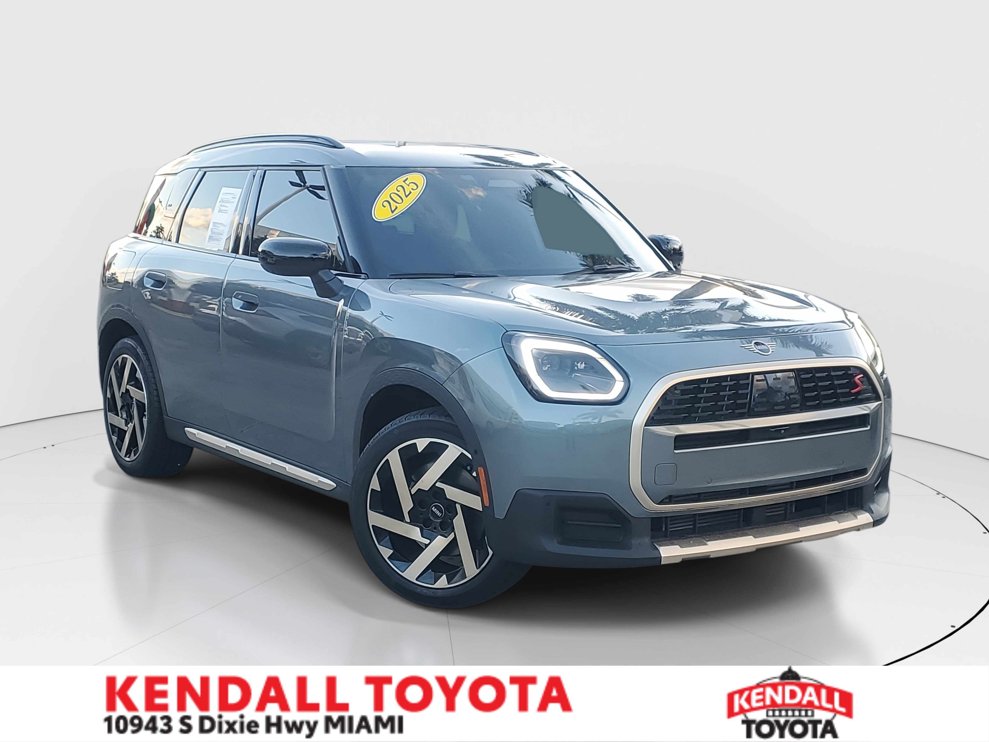 2025 MINI Countryman S's photo