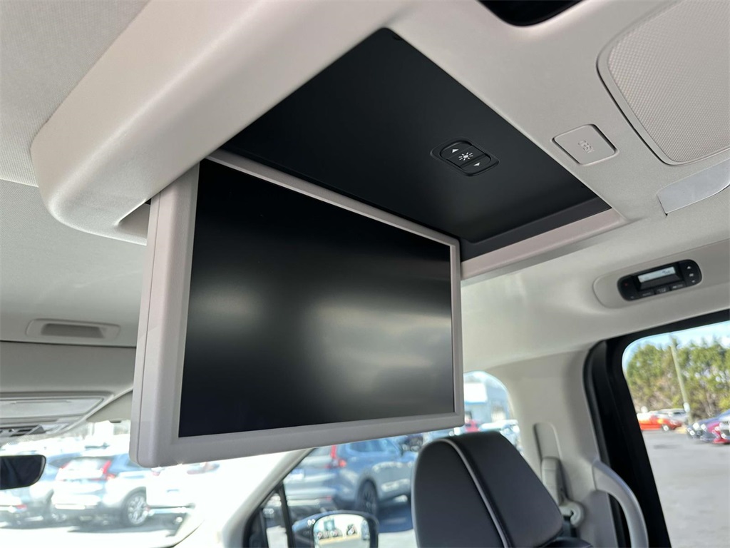 2025 Honda Odyssey Elite photo 13