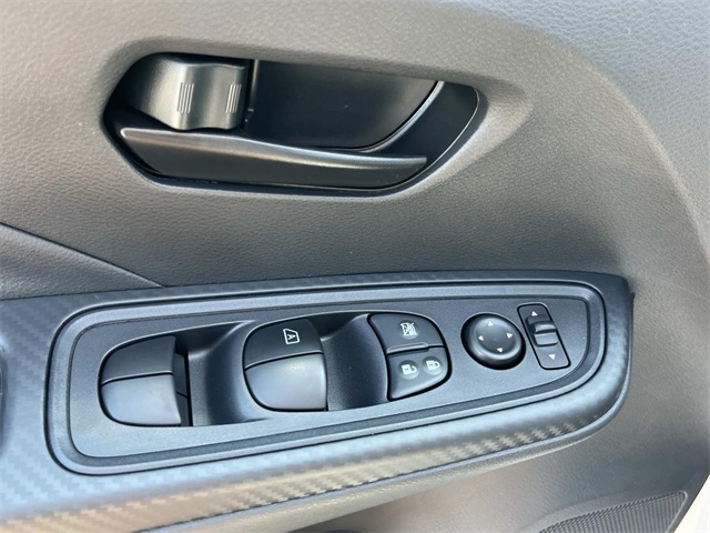 2025 Nissan Versa S photo 20