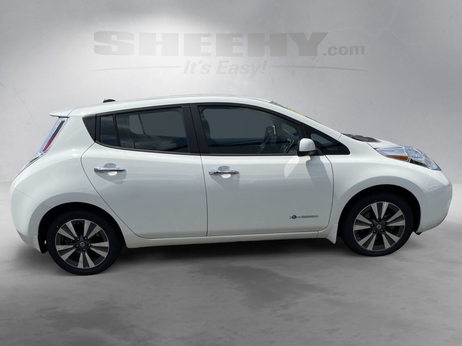 Used 2017 Nissan LEAF SV with VIN 1N4BZ0CP4HC308201 for sale in Springfield, VA
