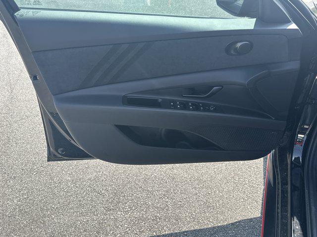 2025 Hyundai Elantra N photo 10