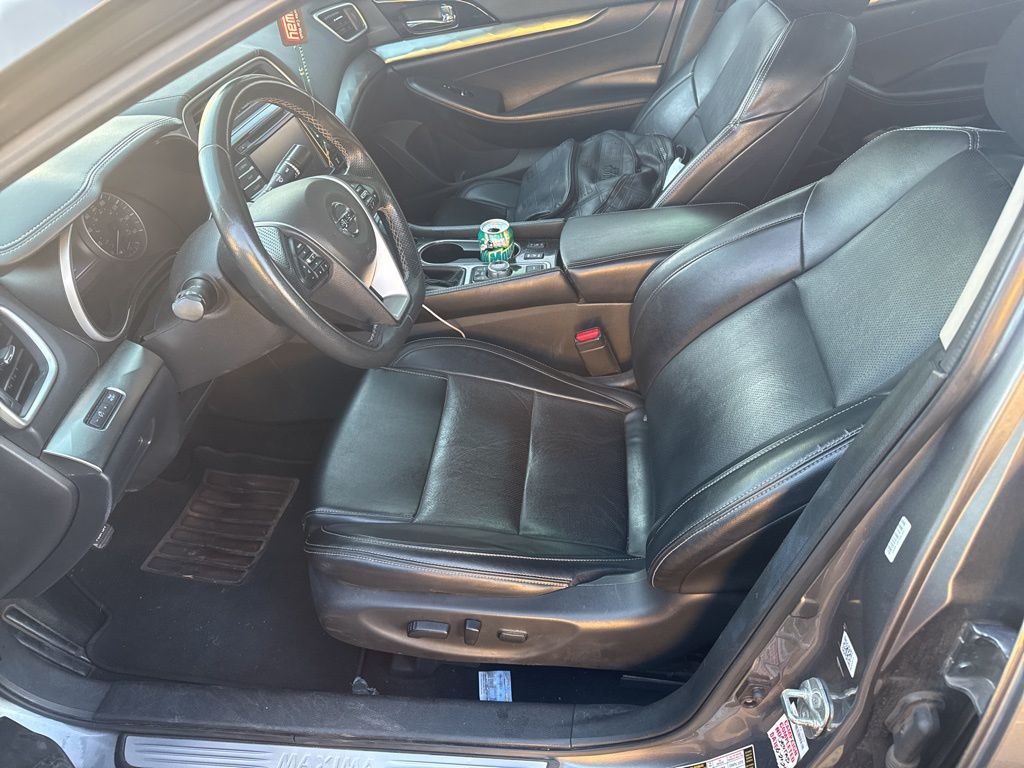 2021 Nissan Maxima SV photo 12