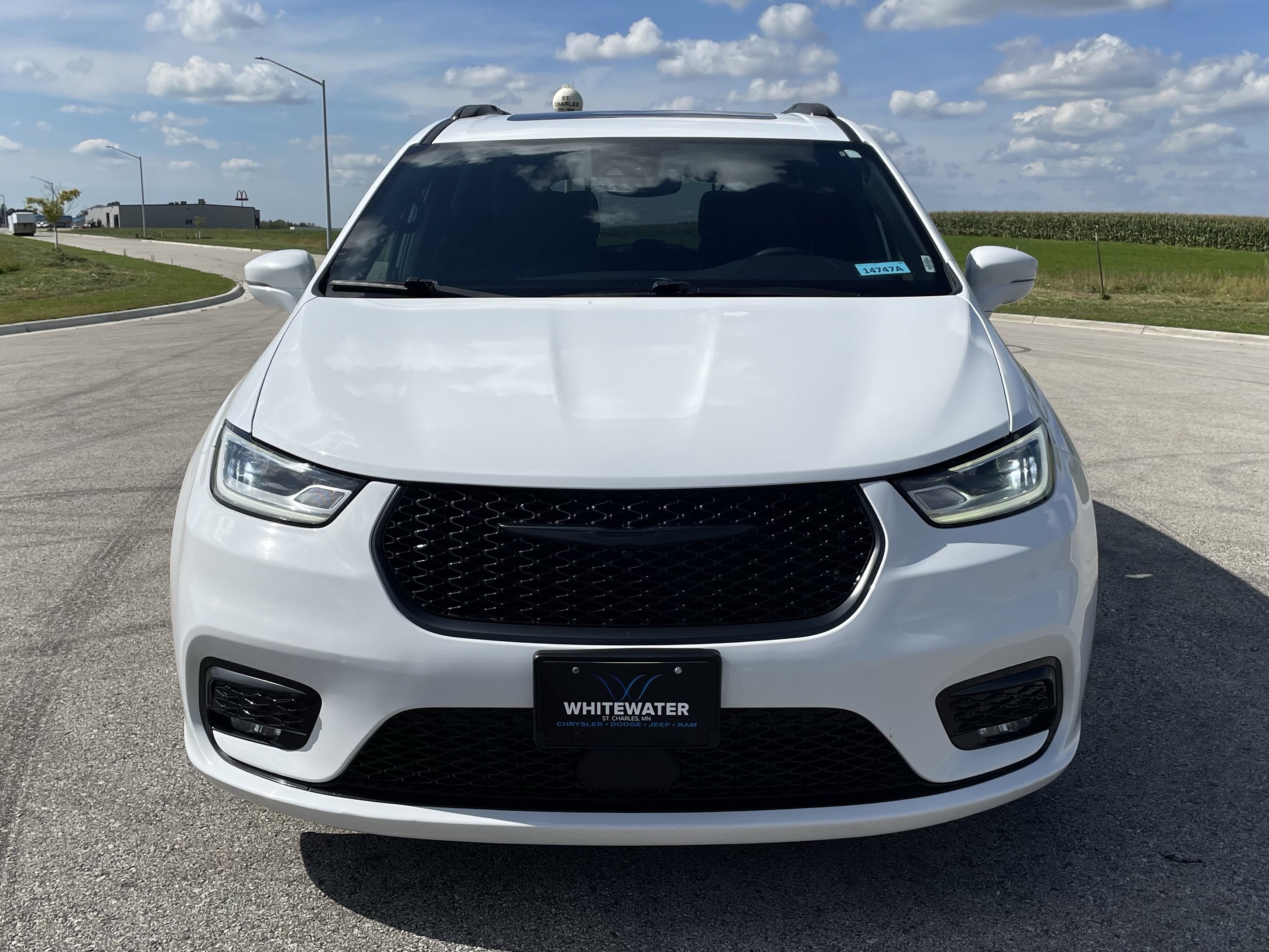 2021 Chrysler Pacifica Touring L photo 6