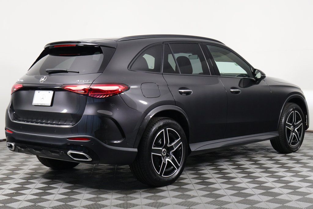 2026 Mercedes Benz GLC 350e 4MATIC photo 2