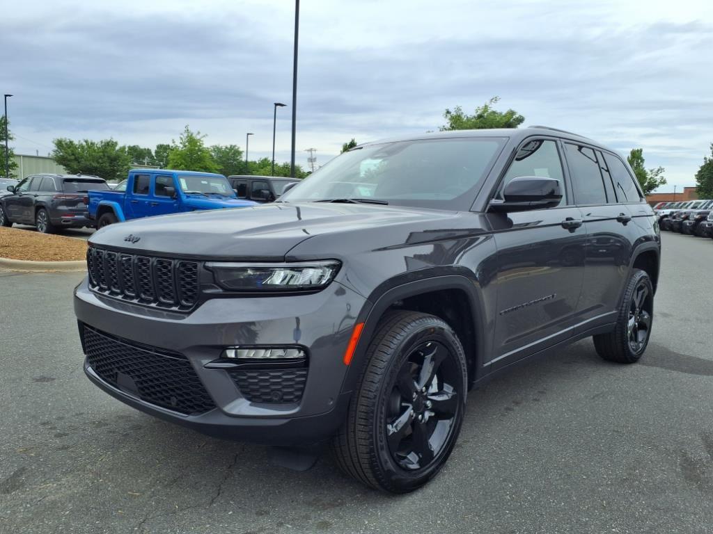 2025 Jeep Grand Cherokee Limited's photo