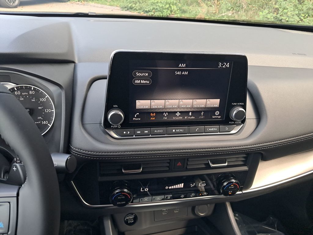 2026 Nissan Rogue SV photo 16