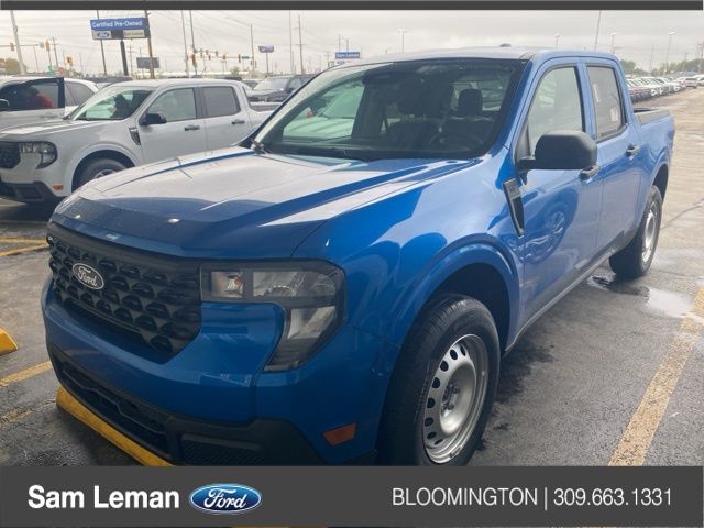 2025 Ford Maverick XL's photo