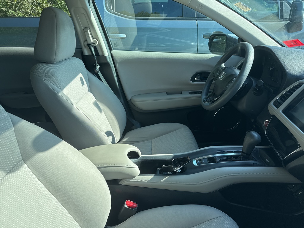 2017 Honda HR-V EX photo 5