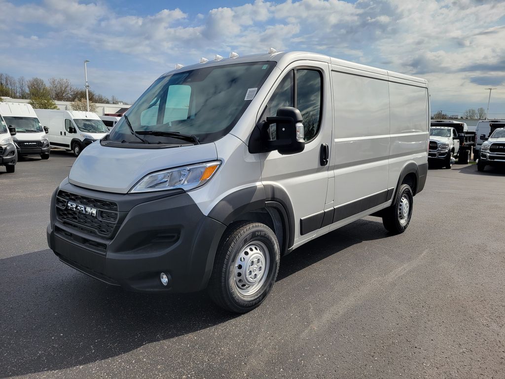 2025 Ram ProMaster 1500 Tradesman photo 3