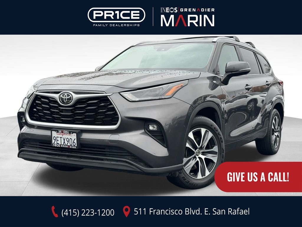 2023 Toyota Highlander XLE's photo