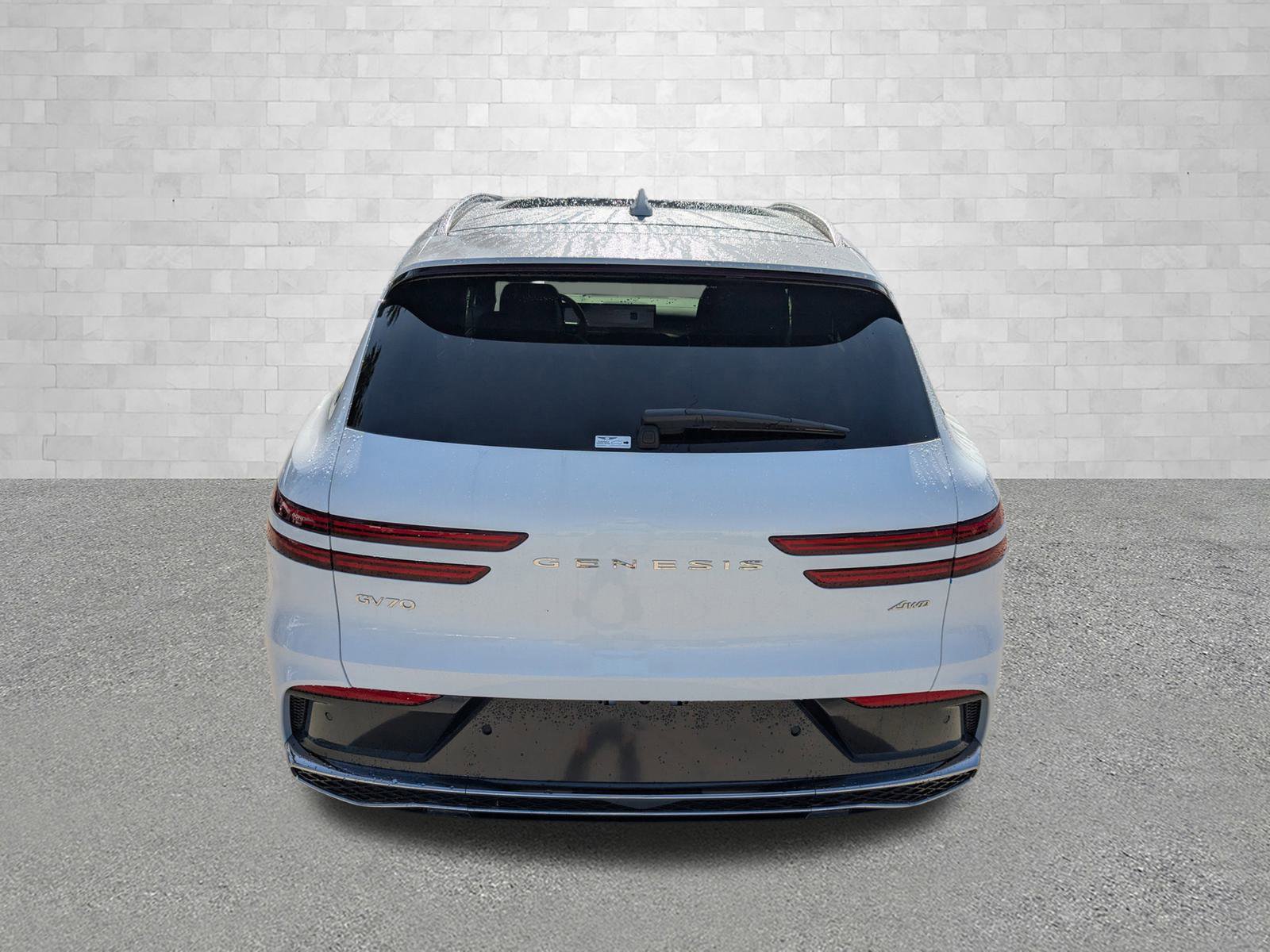 2026 Genesis GV70 2.5T Advanced photo 3
