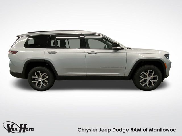 2025 Jeep Grand Cherokee Limited photo 2
