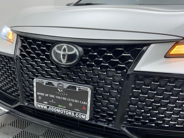 2020 Toyota Avalon XSE TRD photo 2