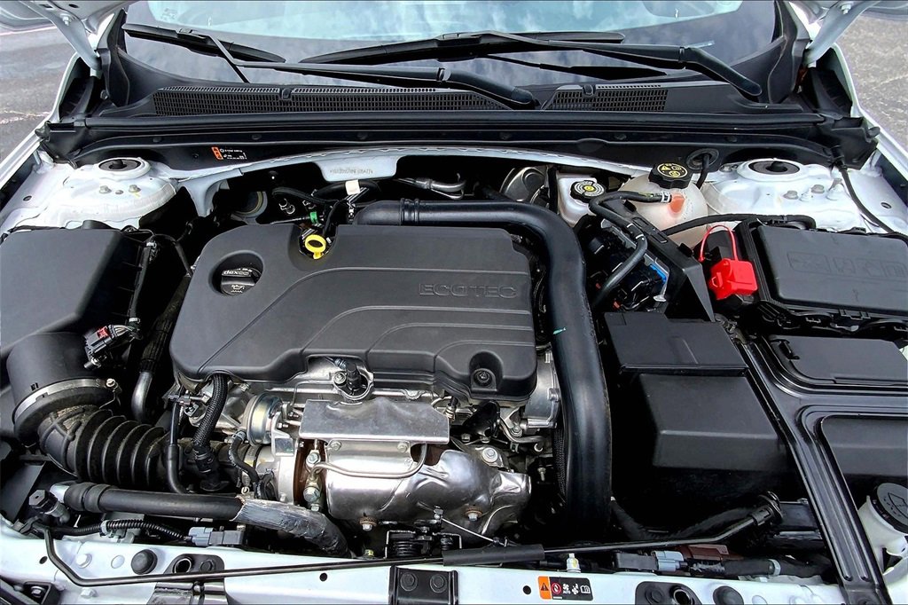2022 Chevrolet Malibu 1LT photo 10