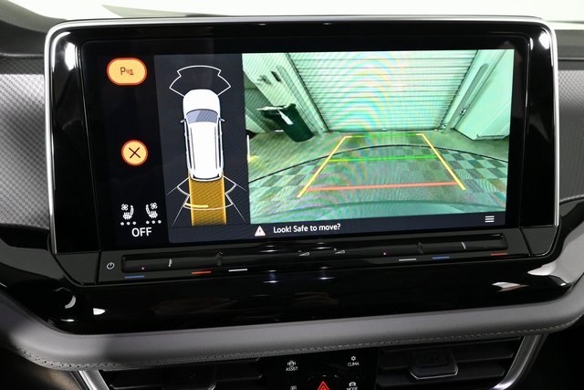2025 Volkswagen Atlas Peak Edition SE photo 7