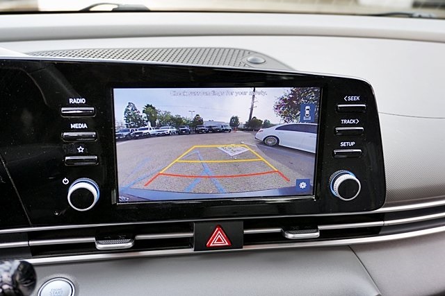 Used 2021 Gray Hyundai SEL image 24