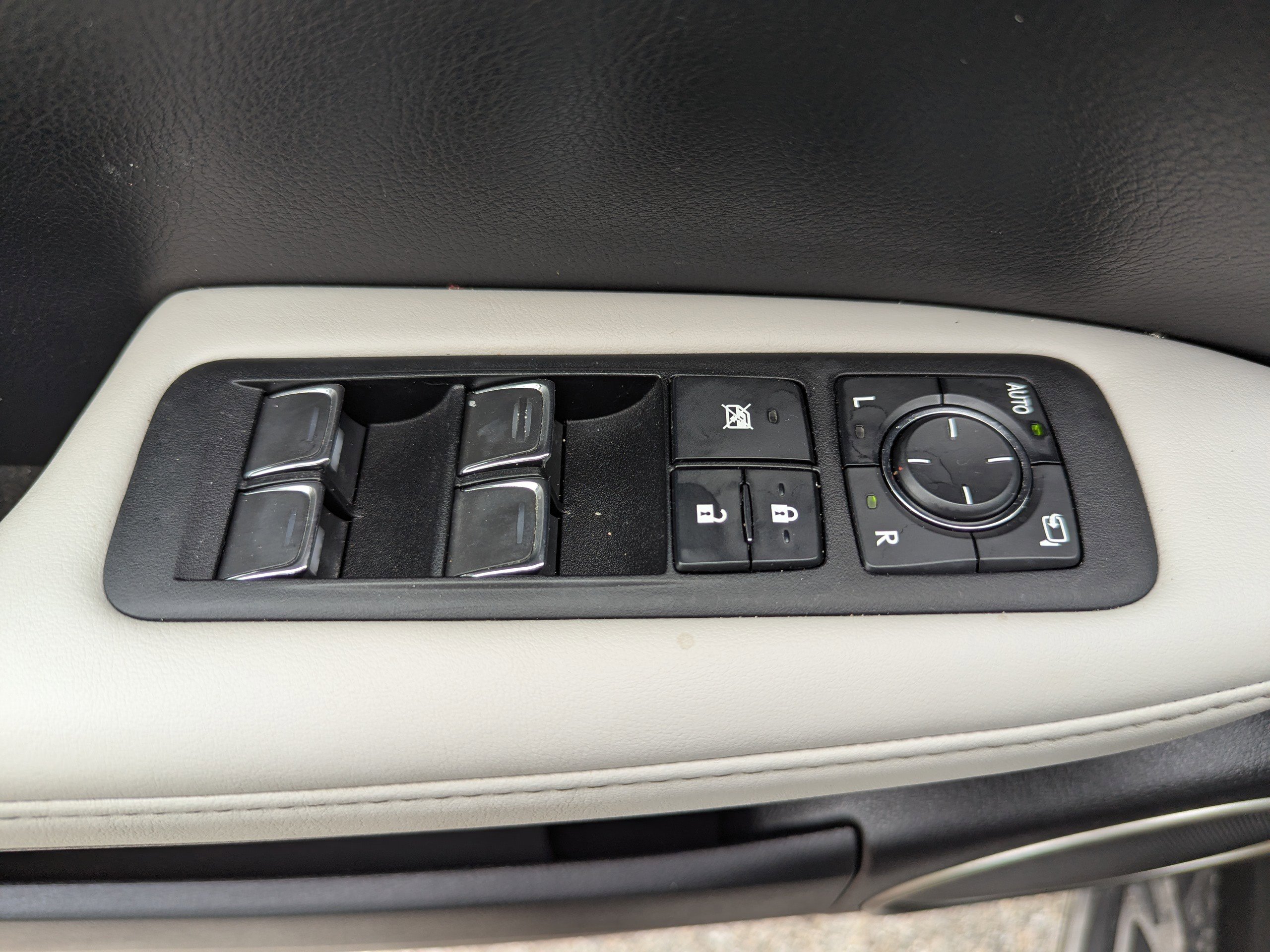 2020 Lexus RX 450h Luxury photo 20