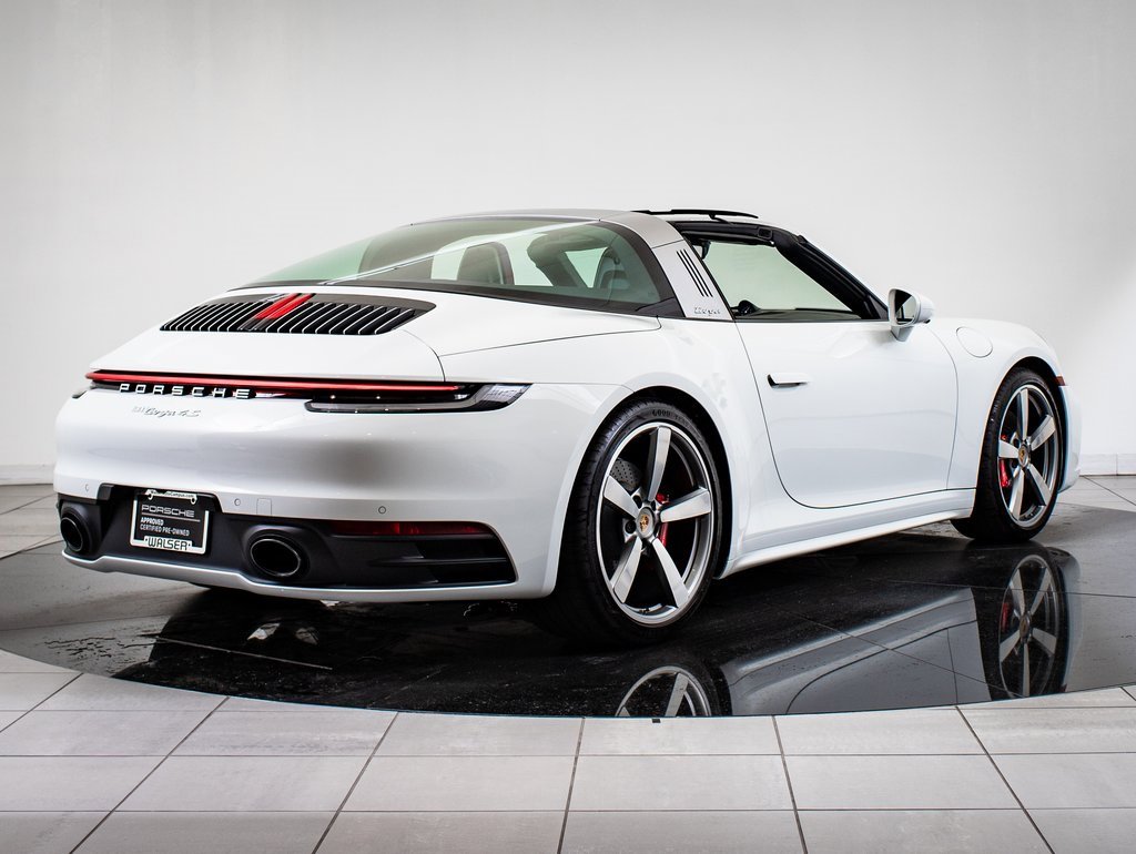 2024 Porsche 911 Targa 4S photo 8