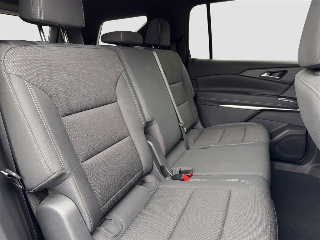 2024 Chevrolet Traverse LS photo 17