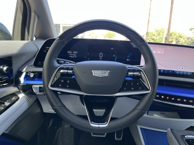2025 Cadillac Optiq Luxury Sport photo 12