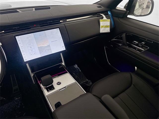 2025 Land Rover Range Rover SE photo 20